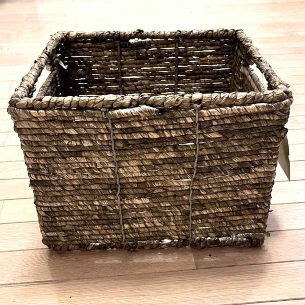 Woven Seagrass Maize Medium Storage Basket with Handles - Brown